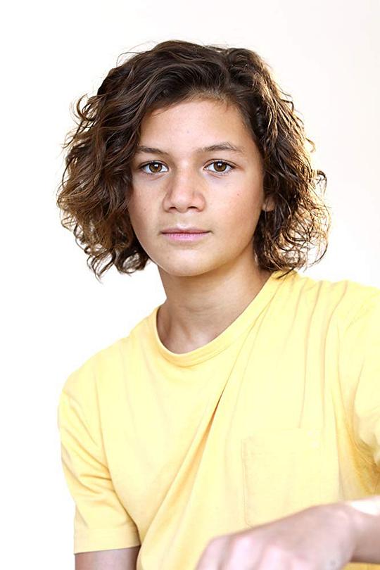 奥蒂斯·丹吉 Otis Dhanji照片