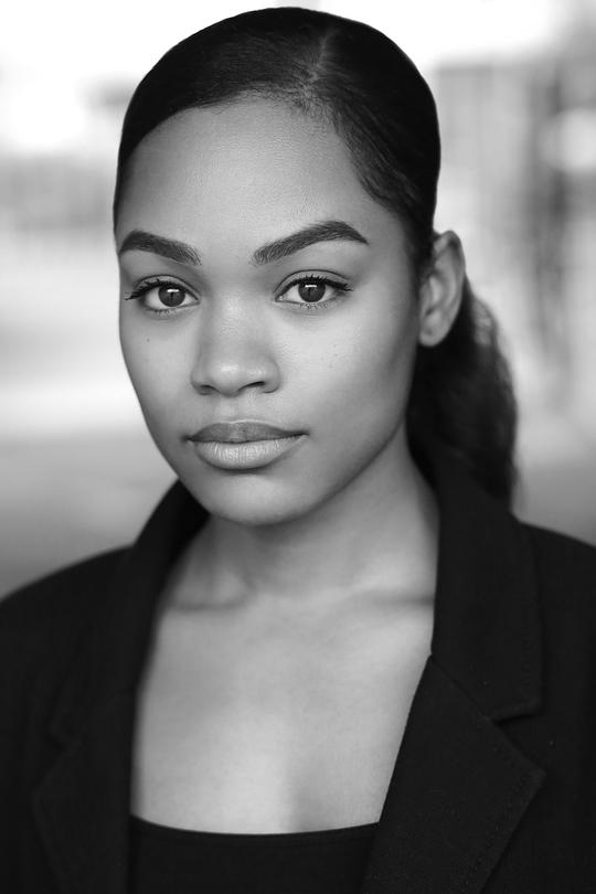 塔希拉·谢里夫 Tahirah Sharif照片