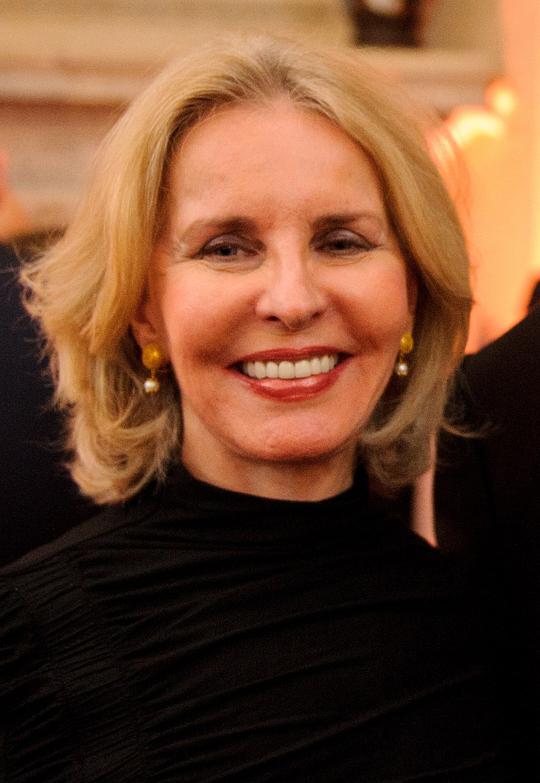 莎莉·奎因 Sally Quinn照片