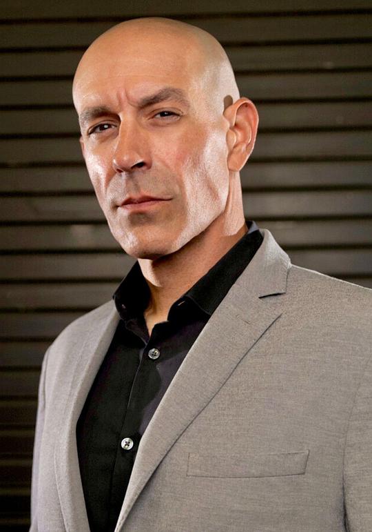 迈克·埃斯蒂斯 Mike Estes照片