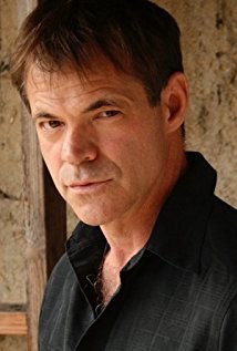 斯图尔特·休斯 Stuart Hughes照片
