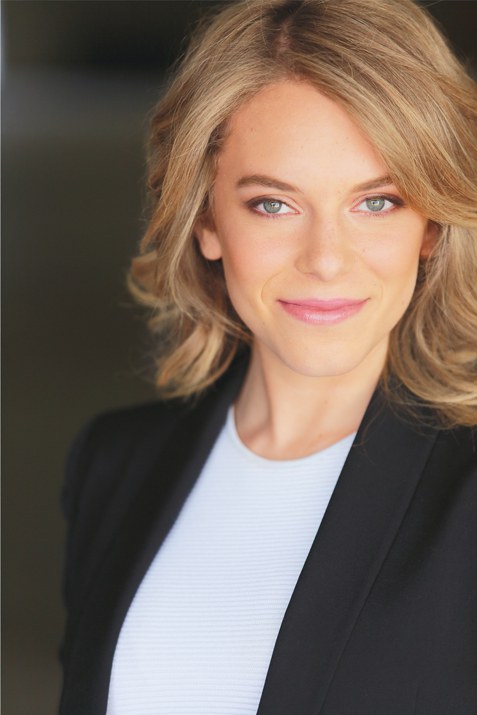 蕾妮·威利特 Renée Willett照片