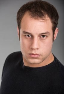布兰顿·莫拉莱斯 Brandon Morales照片