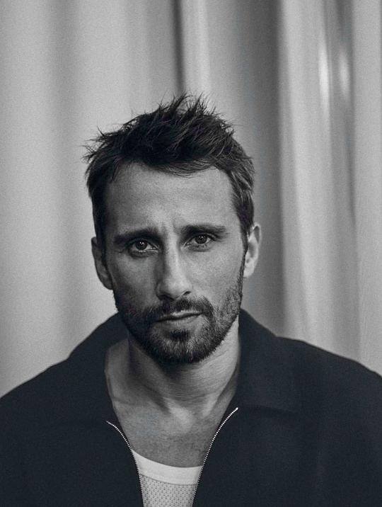 马提亚斯·修奈尔 Matthias Schoenaerts照片