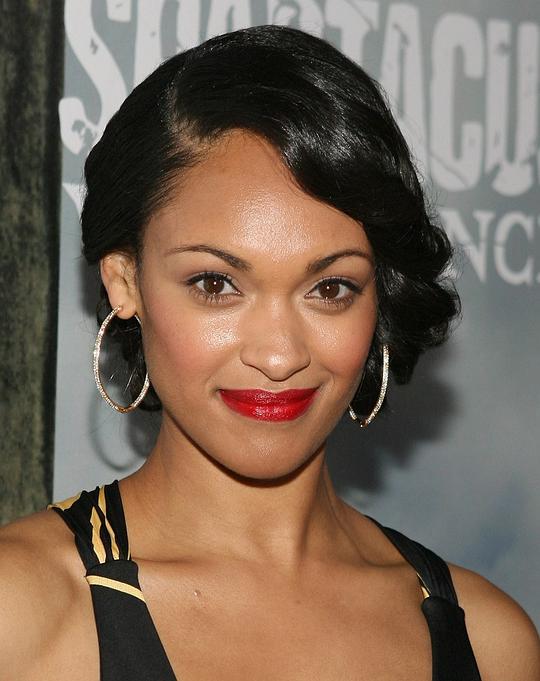 辛希亚·阿戴-罗宾森 Cynthia Addai-Robinson照片