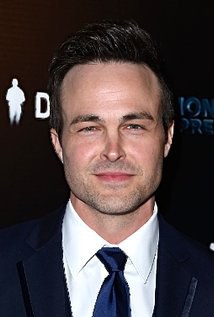 贾斯汀·史密斯 Justin Smith照片