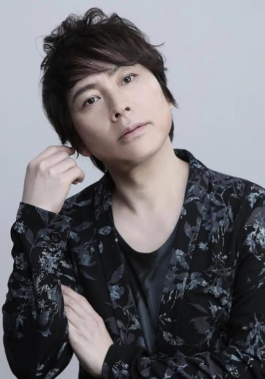 置鲇龙太郎 Ryôtarô Okiayu照片