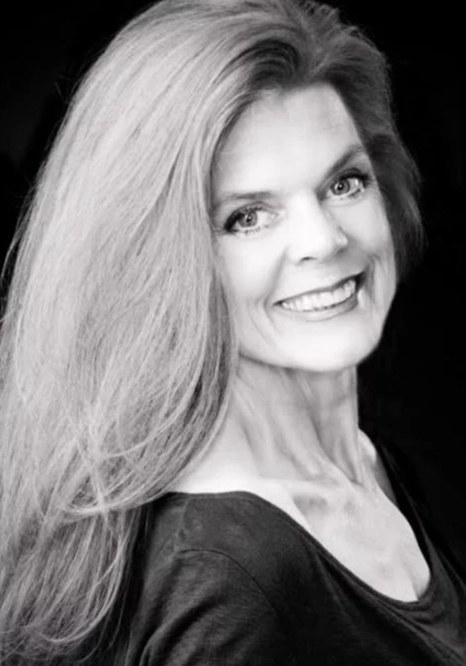 克里斯汀·鲁德鲁德 Kristin Rudrüd照片