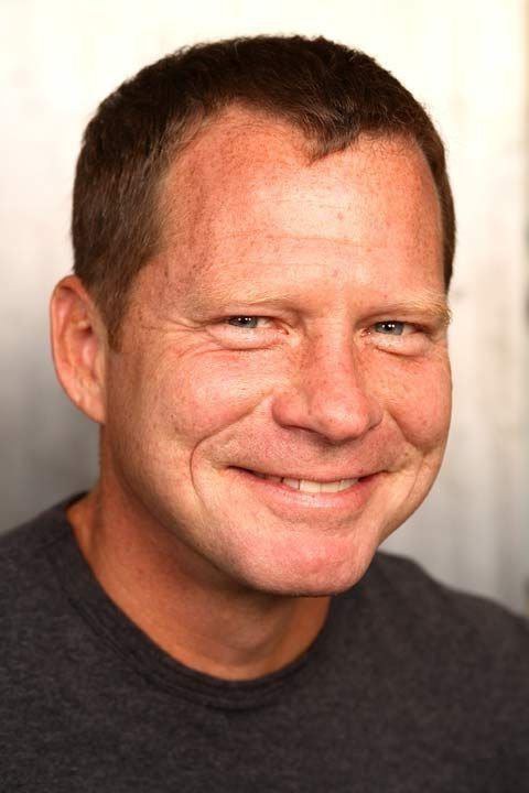 尼尔·琼斯 Neal Jones照片