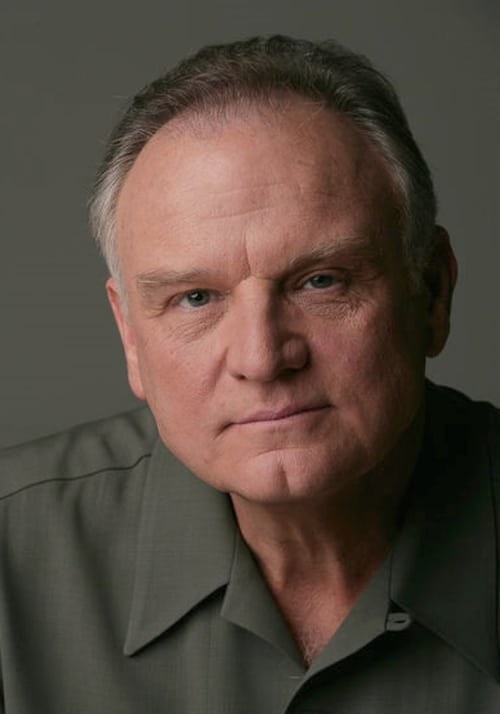 比尔·斯米托洛维奇 Bill Smitrovich照片