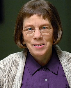 琳达·亨特 Linda Hunt照片