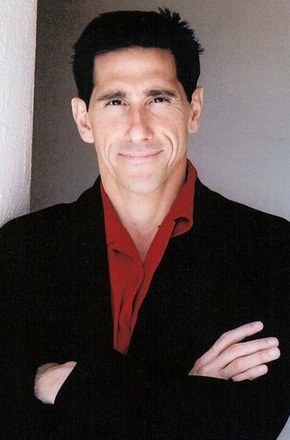 保罗·卡拉夫特斯 Paul Carafotes照片