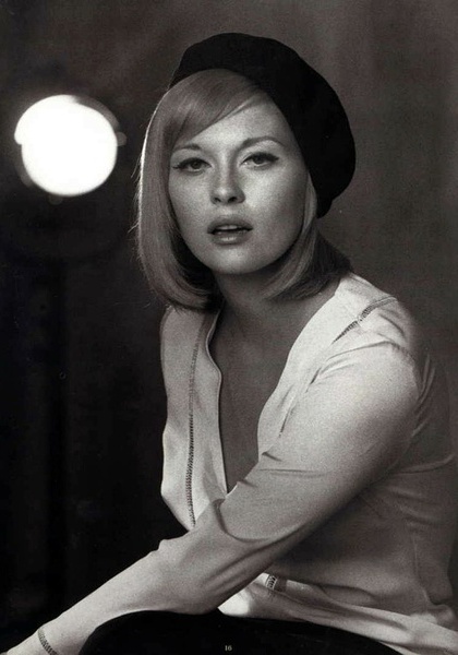 费·唐纳薇 Faye Dunaway照片
