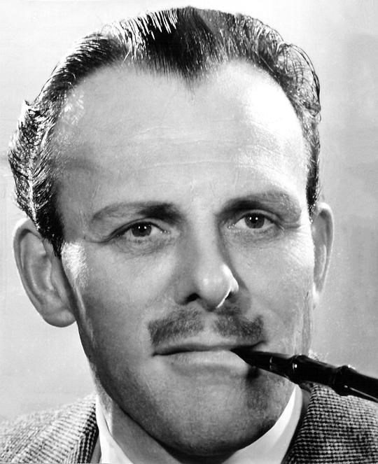 特里-托马斯 Terry-Thomas照片
