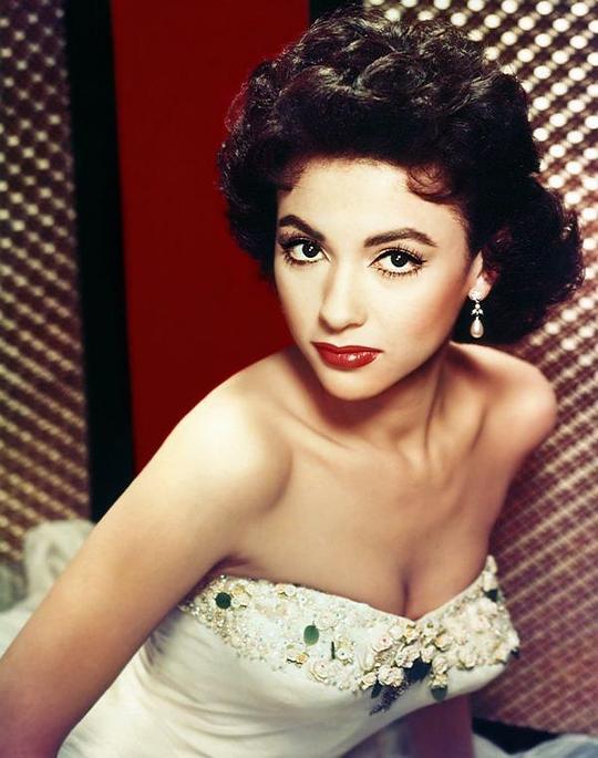 丽塔·莫雷诺 Rita Moreno照片