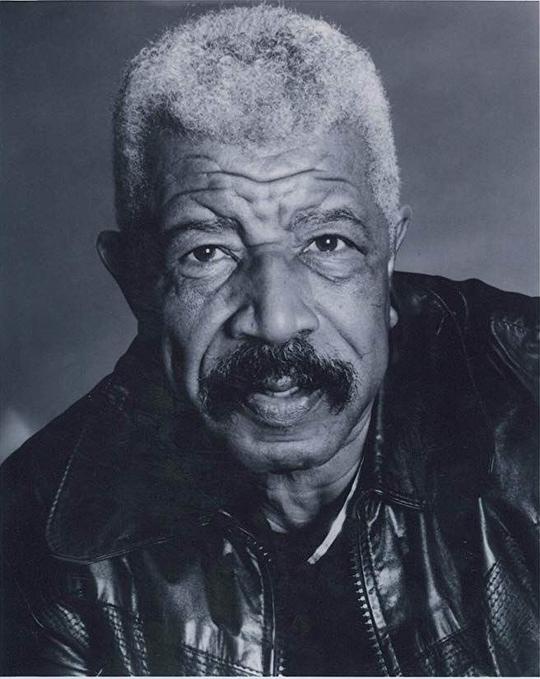 Hal Williams照片