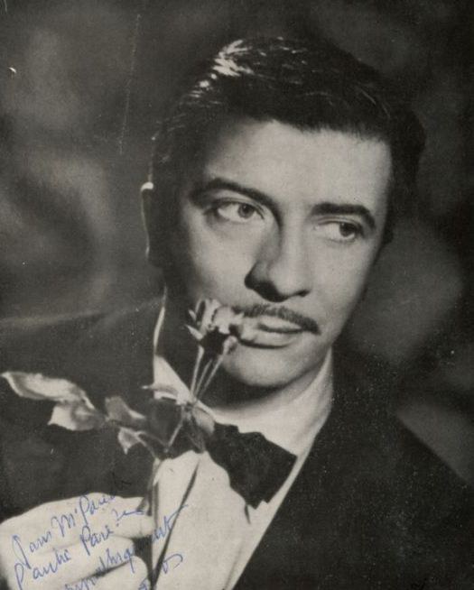 让·帕雷代 Jean Parédès照片