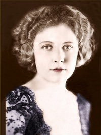 艾德娜·珀薇安丝 Edna Purviance照片