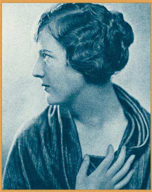 Mary MacLaren照片