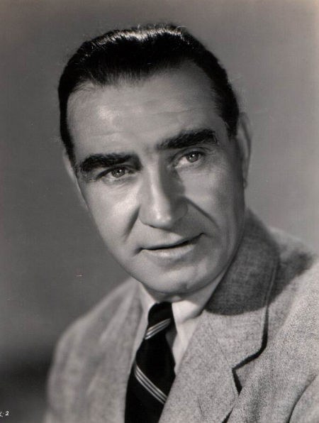 弗兰克·洛伊德 Frank Lloyd照片