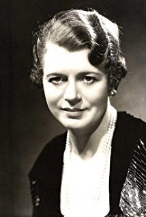 伊雷娜·布朗 Irene Browne照片