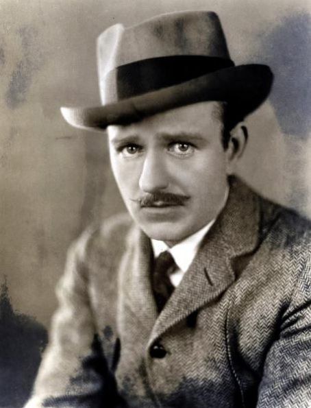 Lucien Littlefield照片