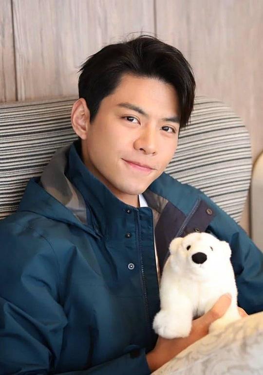 罗天宇 Joey Law照片