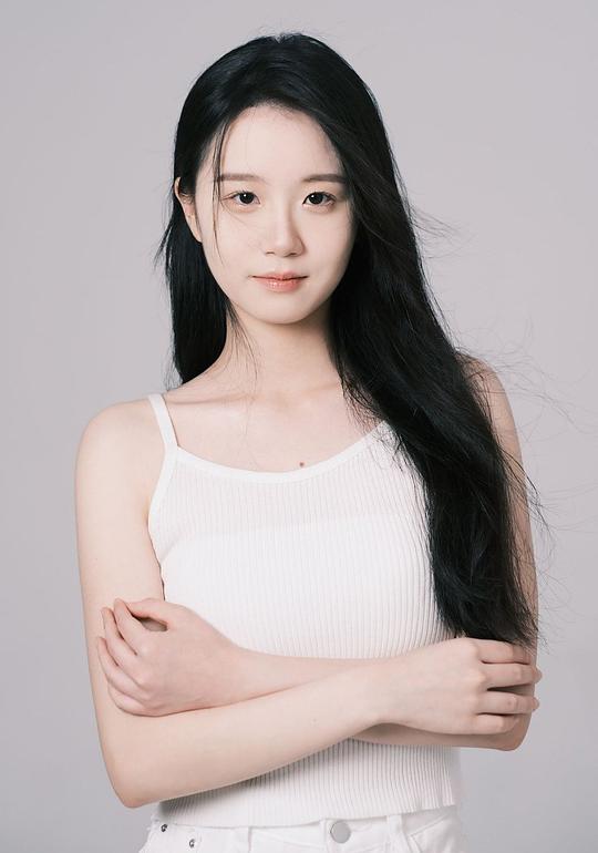 罗皓谊 Law Ho Yi照片