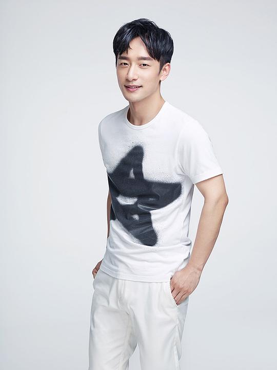 杨杨 Yang Yang照片