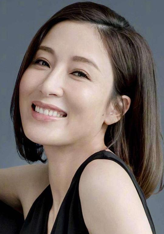 杨茜尧 Tavia Yeung照片