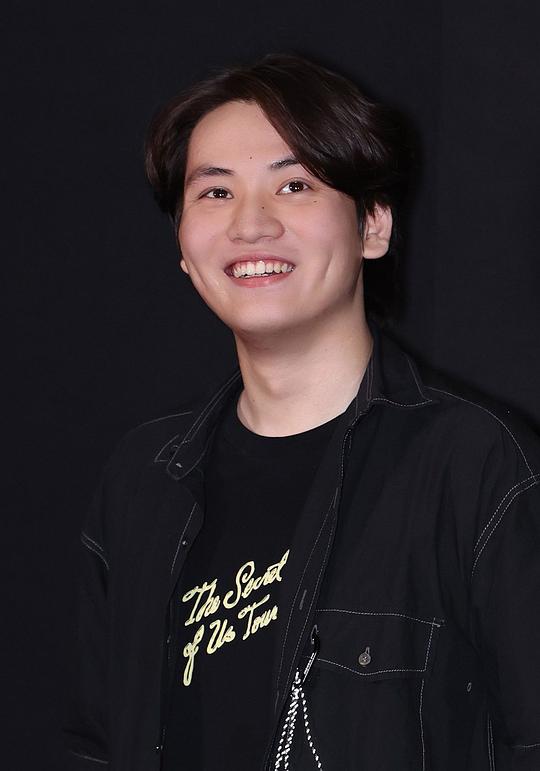 陆一 Yi Lu照片