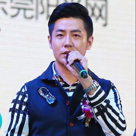张耀天 Yaotian Zhang照片
