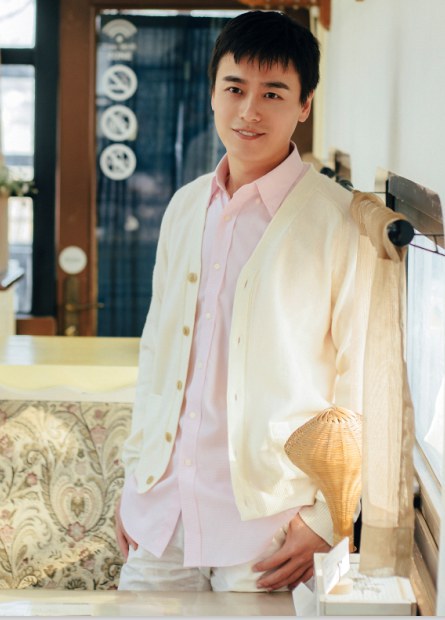 路知行 Zhixing Lu照片