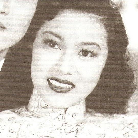 周坤玲 Kwun-Ling Chow照片