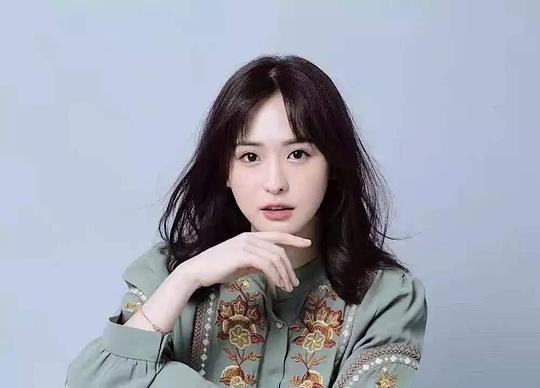 简莉纹 Isabella Chien照片