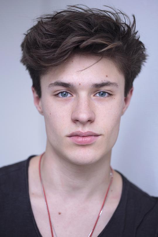 吉斯·布洛姆 Gijs Blom照片