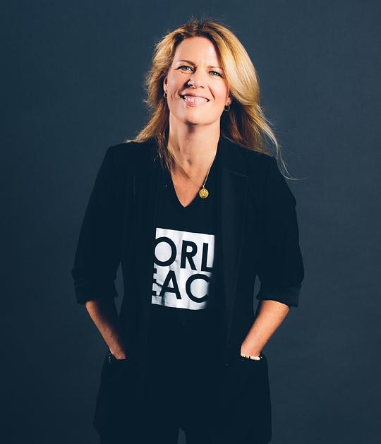 玛丽·伊丽莎白·麦格林 Mary Elizabeth McGlynn照片