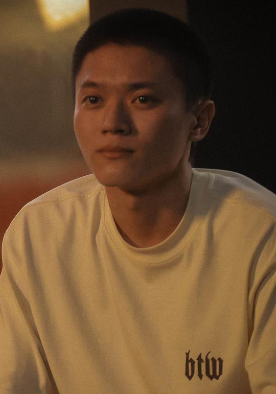 徐隽砚照片