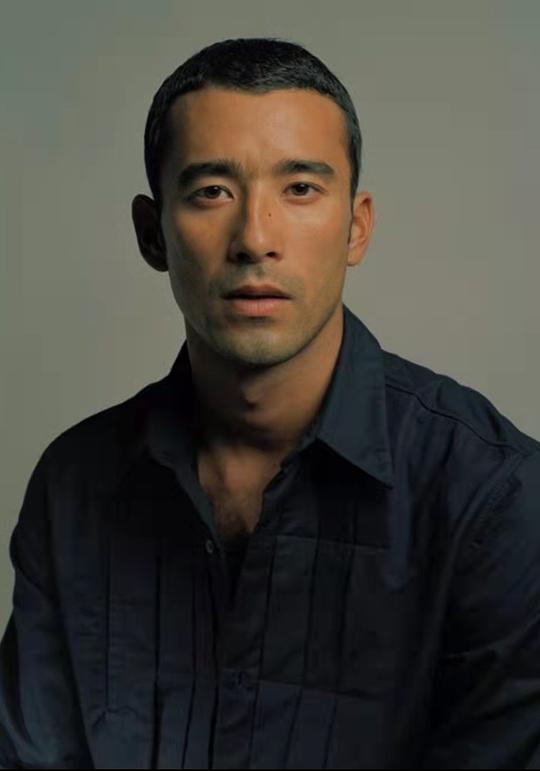 真木藏人 Claude Maki照片