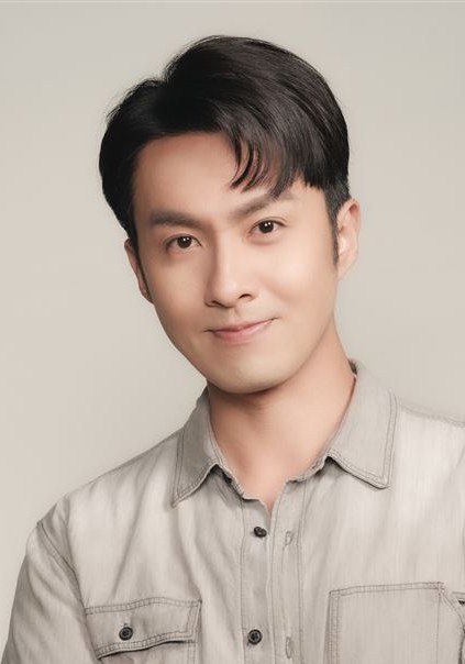 张雁名 Enson Chang照片