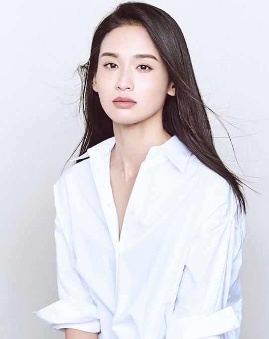 屈菁菁 Jingjing Qu照片