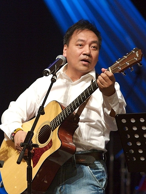 施孝荣 Hsiao-Yung Shih照片