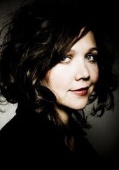 玛吉·吉伦哈尔 Maggie Gyllenhaal照片