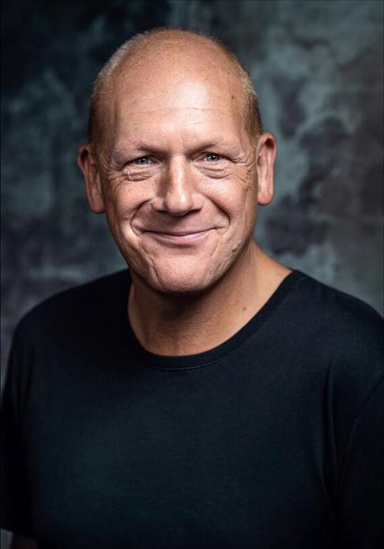 约翰·伯顿 John Burton照片