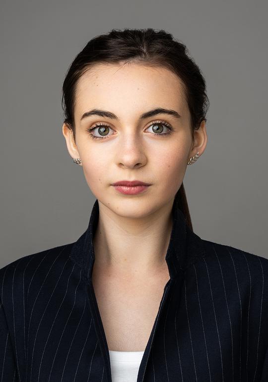 罗拉·麦克唐纳 Lara McDonnell照片