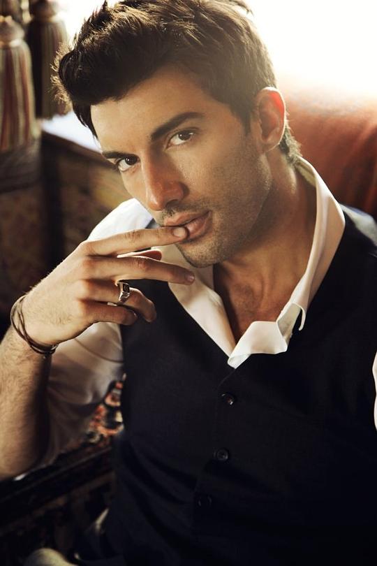 贾斯汀·贝尔杜尼 Justin Baldoni照片