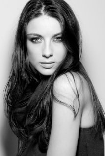 凯特芮娜·巴尔夫 Caitriona Balfe照片