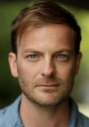 马克斯·罗茨利 Max Wrottesley照片