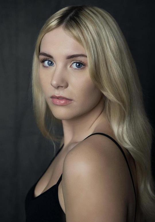 Lauren Staerck照片