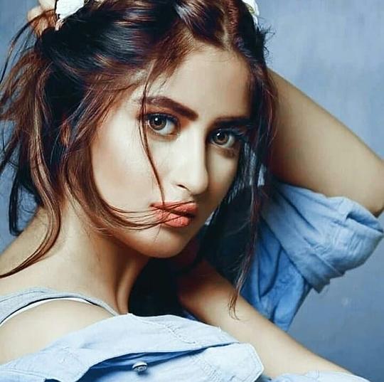 萨佳·阿里 Sajal Ali照片